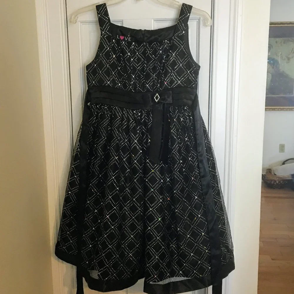 LOVE Special Occasion Dress / Girls Size 14